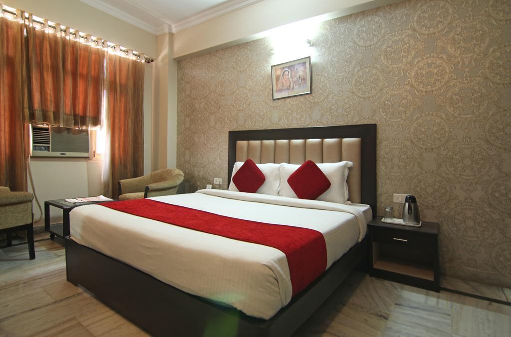 Le Grand Hotel Haridwār Buitenkant foto