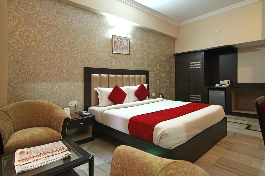 Le Grand Hotel Haridwār Buitenkant foto