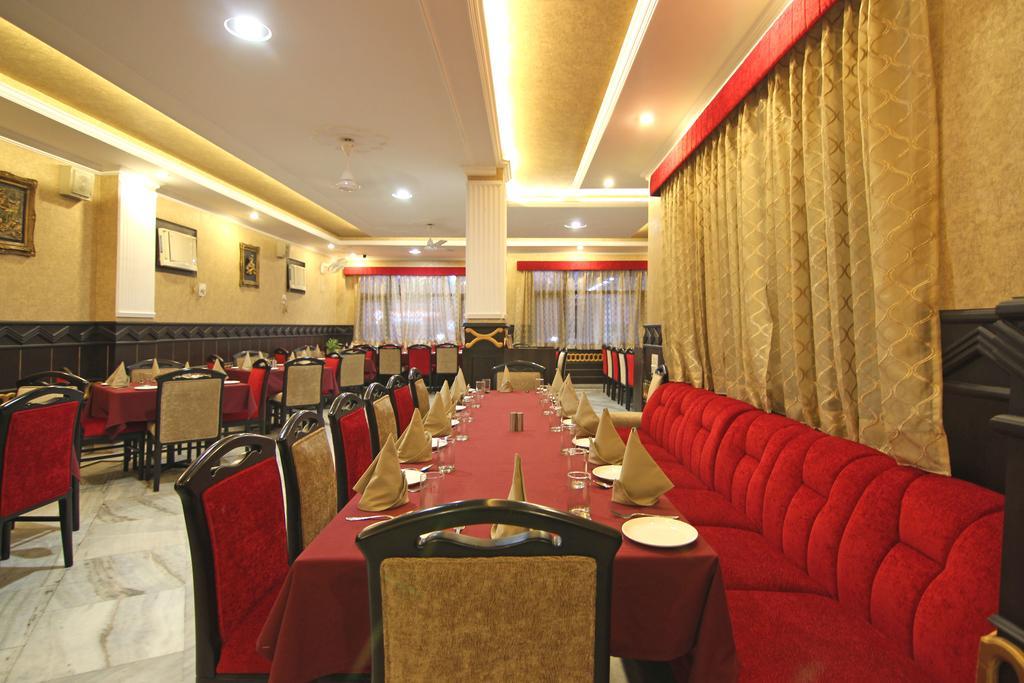 Le Grand Hotel Haridwār Buitenkant foto