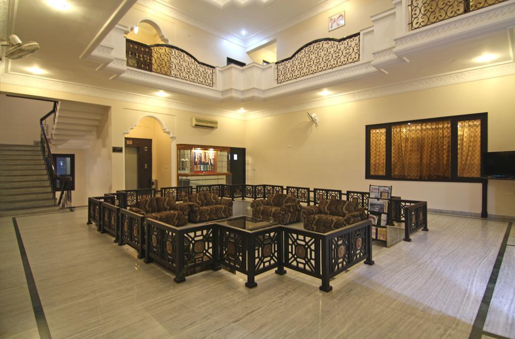 Le Grand Hotel Haridwār Buitenkant foto